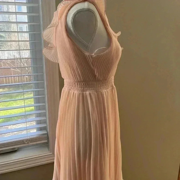 Size[M]American Rag Cie  One Shoulder Pleated MIDI Nude/Pink Dress - Picture 6 of 7